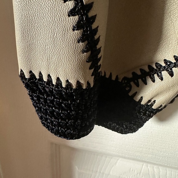 Talk of the Walk leather jacket. Sz M - Picture 5 of 8